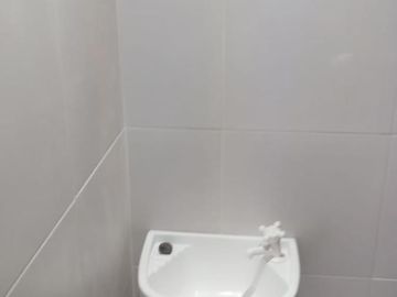 Local Comercial - Alvear esq.  Av. Entre Rios - Salta