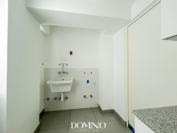 Venta departamento en estreno limite Surco con Miraflores