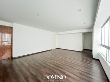 Venta departamento en estreno limite Surco con Miraflores