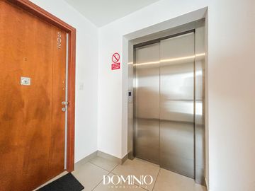 Venta departamento en estreno limite Surco con Miraflores