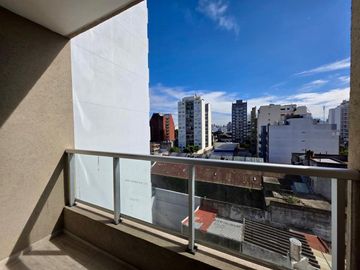 Monoambiente en  Venta. Contrafrente 8 C. Boedo