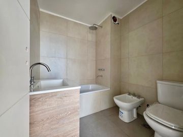 Monoambiente en  Venta. Contrafrente 8 C. Boedo