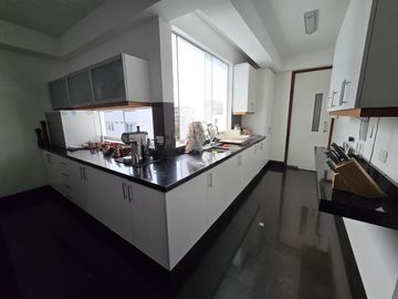 VENTA DE DUPLEX EN SAN ISIDRO