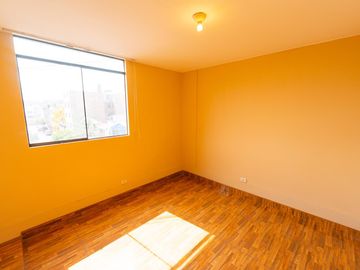 Vendo Depa en Condominio El Olivar, Av. Beta, Los Olivos