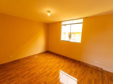 Vendo Depa en Condominio El Olivar, Av. Beta, Los Olivos