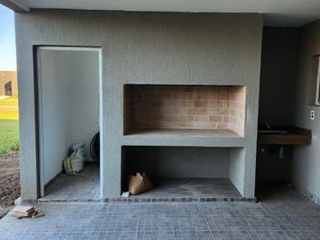 CASA EN VENTA, 4 AMBIENTES, SAN SEBASTIAN, AREA 13
