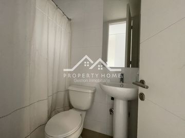 CASA CHAMISERO 3 D + SERVICIO + PISCINA + QUINCHO