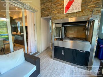 Casa en venta en Fincas de Hudson de 5 ambientes Hudson  Berazategui