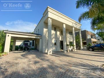 Casa en venta en Fincas de Hudson de 5 ambientes Hudson  Berazategui