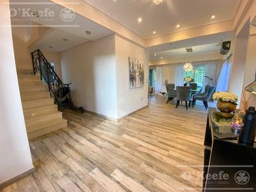 Casa en venta en Fincas de Hudson de 5 ambientes Hudson  Berazategui