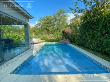 Casa en venta en Fincas de Hudson de 5 ambientes Hudson  Berazategui