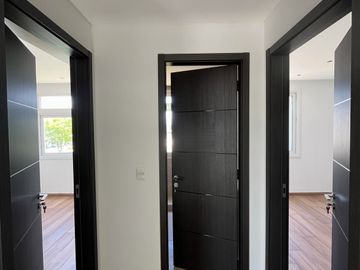 Casa en venta 3 dormitorios en lote interno en Vistas de Puertos Escobar