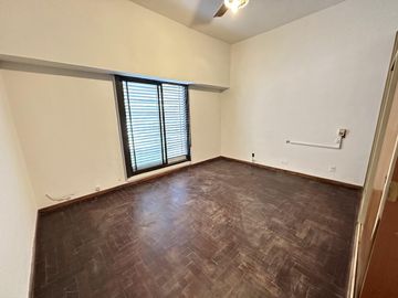Casa apta 2 familias a pasos Avenida Calchaqui