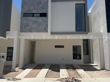 CASA  EN PREVENTA EN FRACCIONAMIENTO ALCÀZARES (ZONA CANTERA)