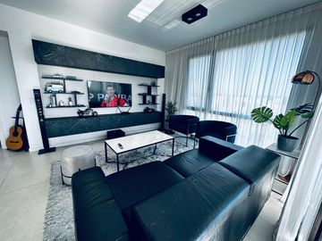 Departamento en Venta  3 ambientes con amarra- Villanueva Barrio Nautico Canal