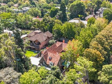 Casa en venta 4 dormitorios Las Lomas de San Isidro con Quincho, Pileta y Cocheras