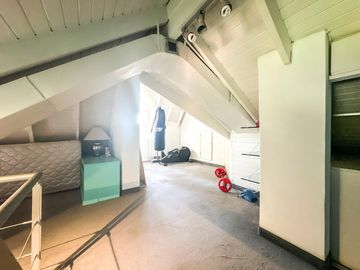 Casa en venta 4 dormitorios Las Lomas de San Isidro con Quincho, Pileta y Cocheras
