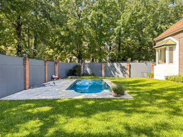 Casa en venta 4 dormitorios Las Lomas de San Isidro con Quincho, Pileta y Cocheras