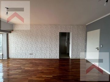 Departamento con 3 dormitorios en Caballito, con cochera y baulera!
