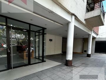 Departamento con 3 dormitorios en Caballito, con cochera y baulera!
