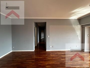 Departamento con 3 dormitorios en Caballito, con cochera y baulera!