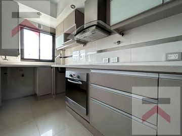 Departamento con 3 dormitorios en Caballito, con cochera y baulera!