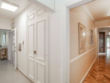Departamento en Venta Barrancas de Belgrano 4 Domitorios, Cochera y Terrazas - Seguridad 24hs