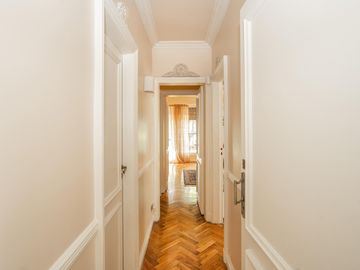 Departamento en Venta Barrancas de Belgrano 4 Domitorios, Cochera y Terrazas - Seguridad 24hs