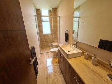 Casa a la venta en privada de tres habitaciones