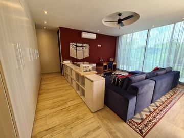 Casa a la venta en privada de tres habitaciones