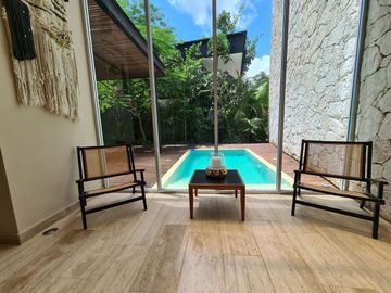 Casa a la venta en privada de tres habitaciones