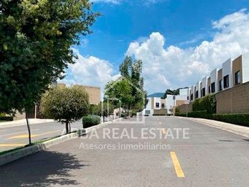 Casa en Venta en Vista Bosques en Ocoyoacac, Toluca