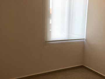 RENTO CASA EN COLINA ESMERALDA