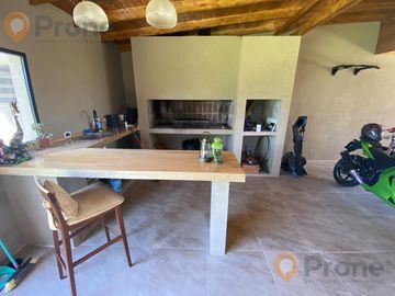 CASA 3 DORMITORIOS CON PILETA EN LAS ACEQUIAS DEL AIRE