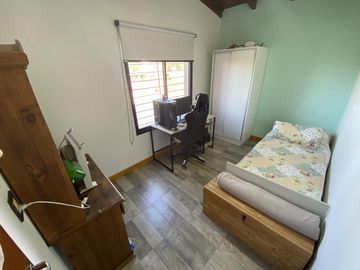 CASA 3 DORMITORIOS CON PILETA EN LAS ACEQUIAS DEL AIRE