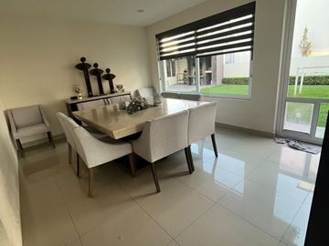 Casa en Venta  o Renta en El Mesón, Calimaya  4 recamaras 520 m2 construccion