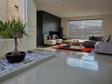 Casa en Venta  o Renta en El Mesón, Calimaya  4 recamaras 520 m2 construccion