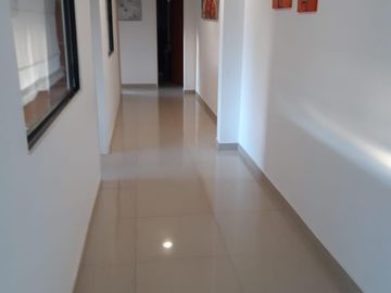 Excelente Nave Industrial en el Parque Industrial Canning I 2300 mts cub