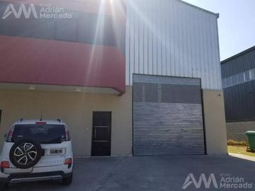 Excelente Nave Industrial en el Parque Industrial Canning I 2300 mts cub