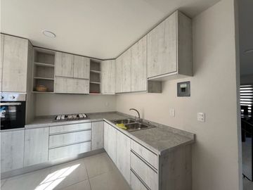 RENTA DE CASA AMPLIA  Y NUEVA EN REAL DE MADEIRAS
