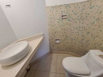 Vende Casa  Solida En Remodelada  Miraflores Bajo Viña del Mar