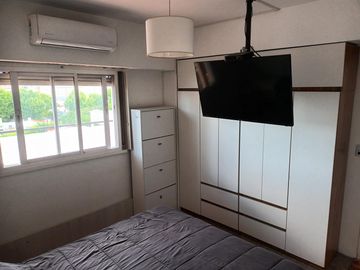 2 Amb Equipado/ Piso alto con TERRAZA / Muy Luminoso / Caballito
