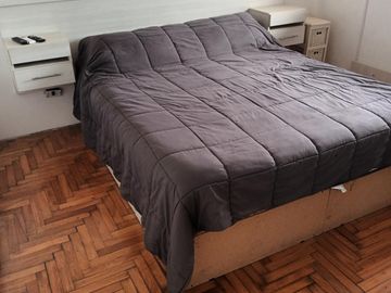 2 Amb Equipado/ Piso alto con TERRAZA / Muy Luminoso / Caballito