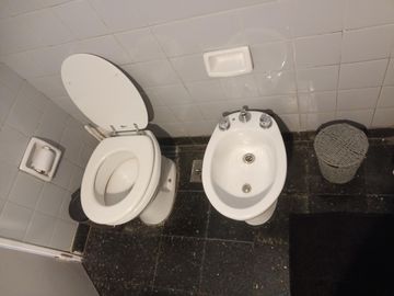 2 Amb Equipado/ Piso alto con TERRAZA / Muy Luminoso / Caballito