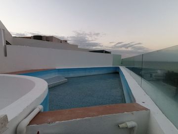 DEPARTAMENTO EN VENTA PLAYA MERIDA, 3 RECÁMARAS. TOTALMENTE AMUEBLADO