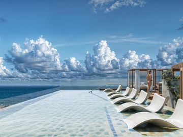 ESTUDIO DE LUJO A DOS CALLES DE LA 5TA Y TRES DE LA PLAYA EN PLAYA DEL CARMEN