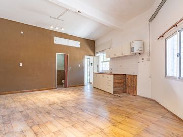 CASA EN VENTA CAPITAN BERMUDEZ LOFT 1 DORMITORIO