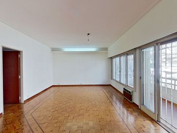 Casa en venta en Almagro Multifamiliar