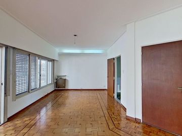 Casa en venta en Almagro Multifamiliar