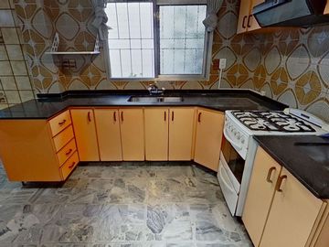 Casa en venta en Almagro Multifamiliar